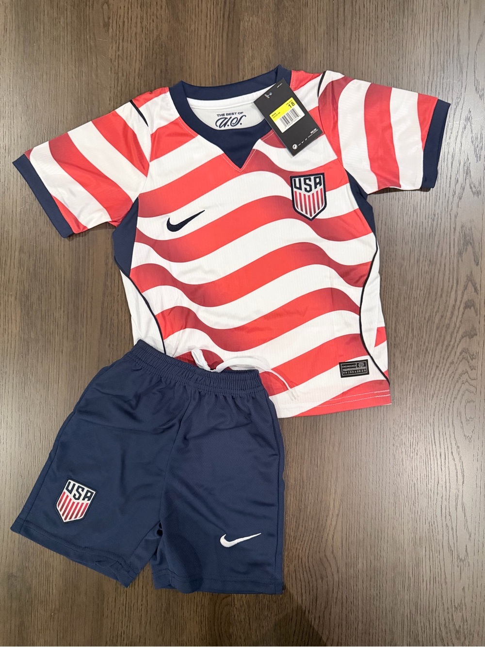 NWT Nike Kids Red, White & Navy USA Soccer Set - Size 18